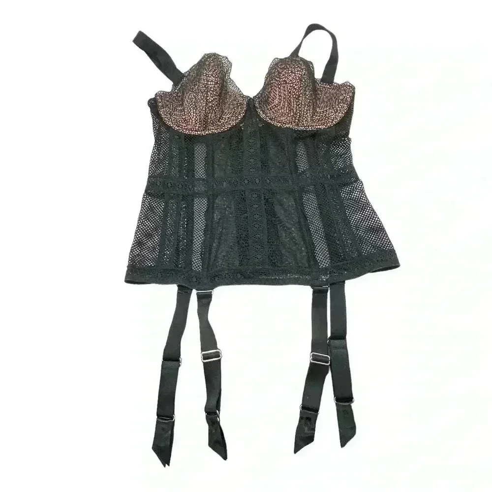 Victoria’s Secret 33C coquette garter bustier corset size 34C New with tags